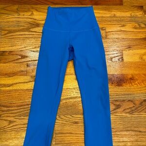 Lululemon Wunder Train 23" cropped legging with drawstring
